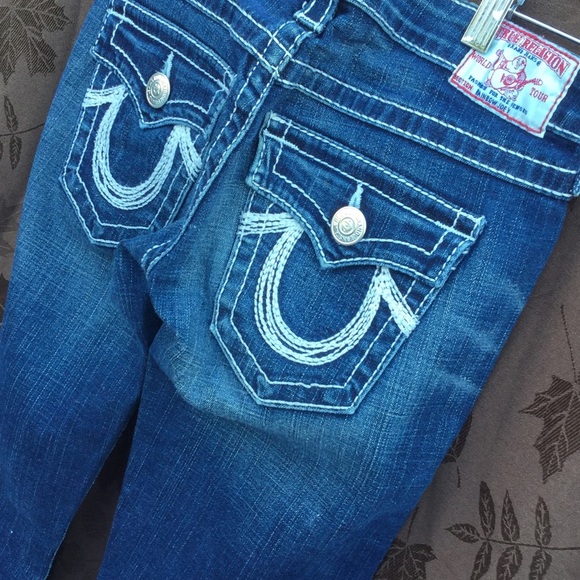 True Religion SZ 27 flare jeans - Picture 4 of 6